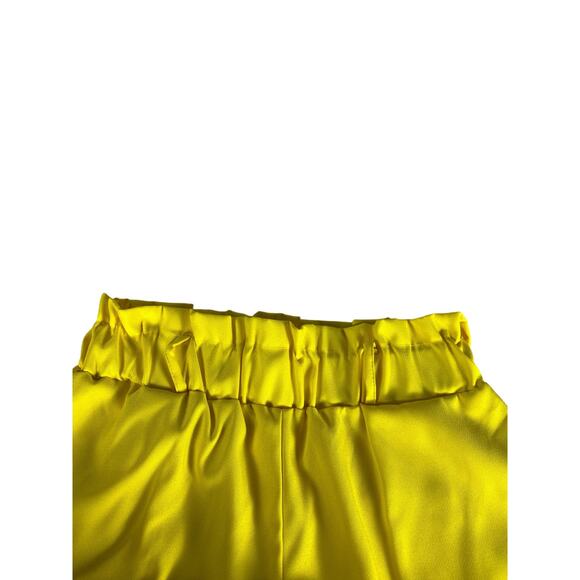 Women's elastic waist shorts yellow with belt size Large - Picture 3 of 5
